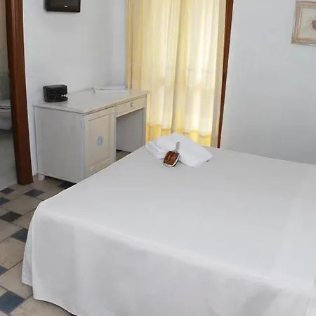 Patti Hotel 2*